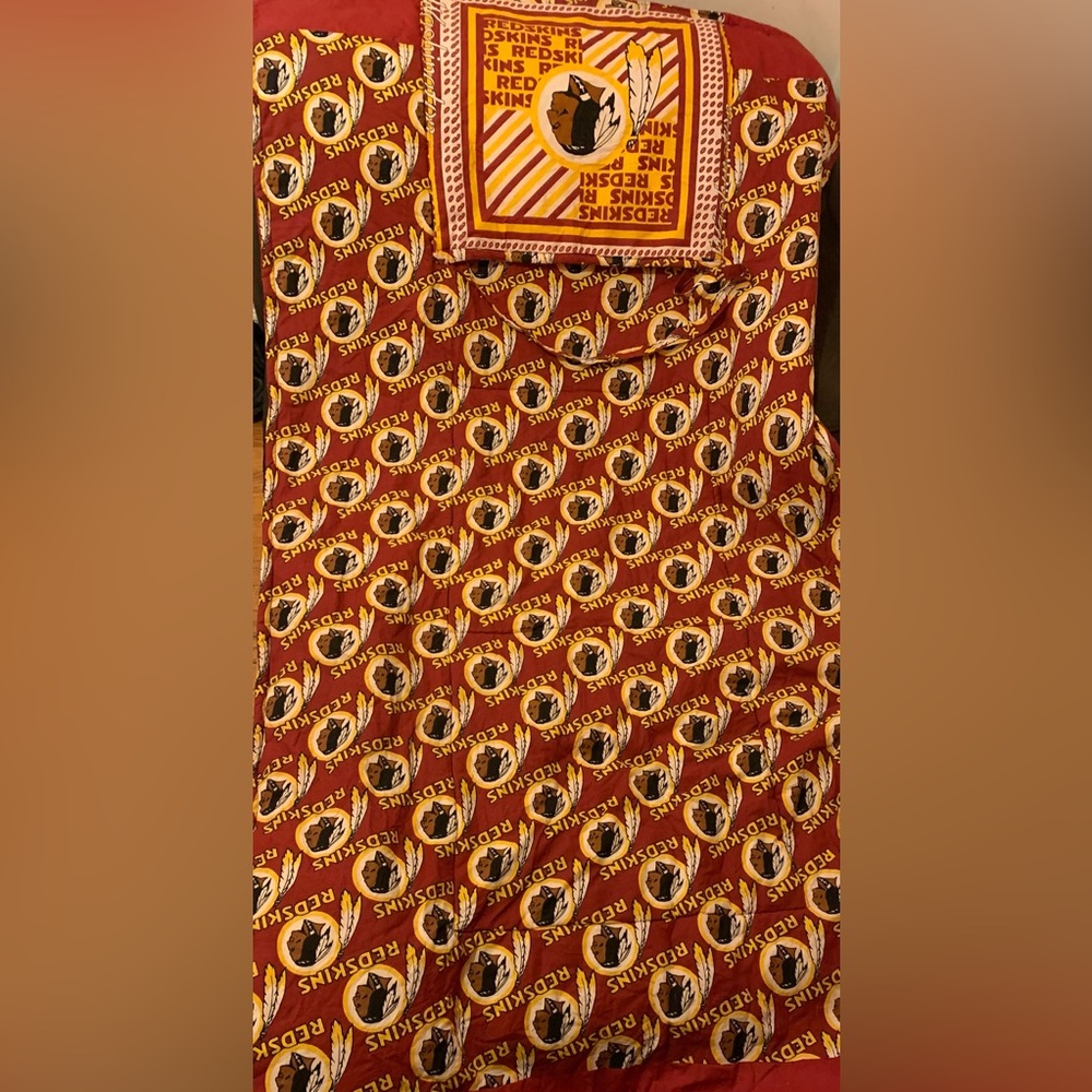 Redskin comforter/blanket